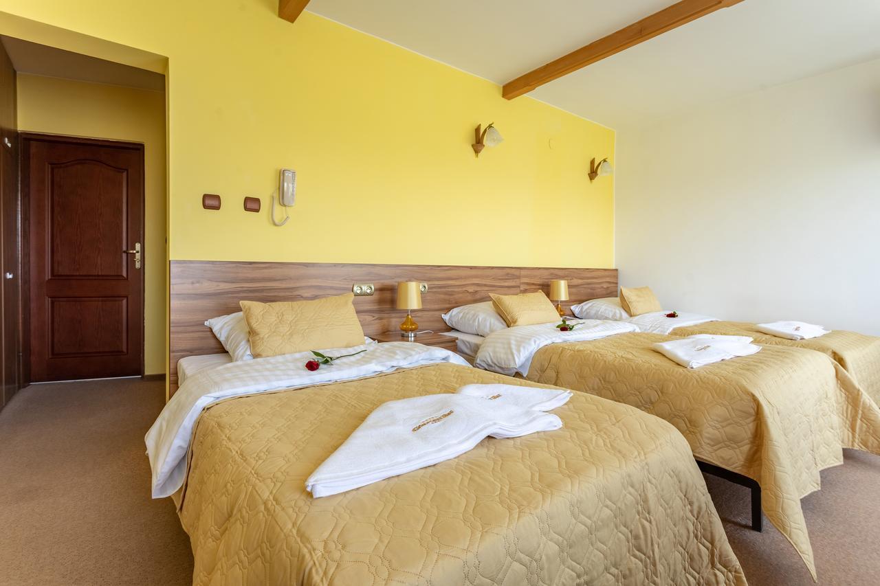 Hotel Goralski Raj Nowy Targ Dış mekan fotoğraf