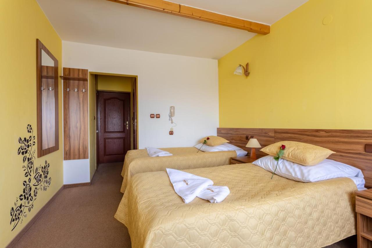 Hotel Goralski Raj Nowy Targ Dış mekan fotoğraf